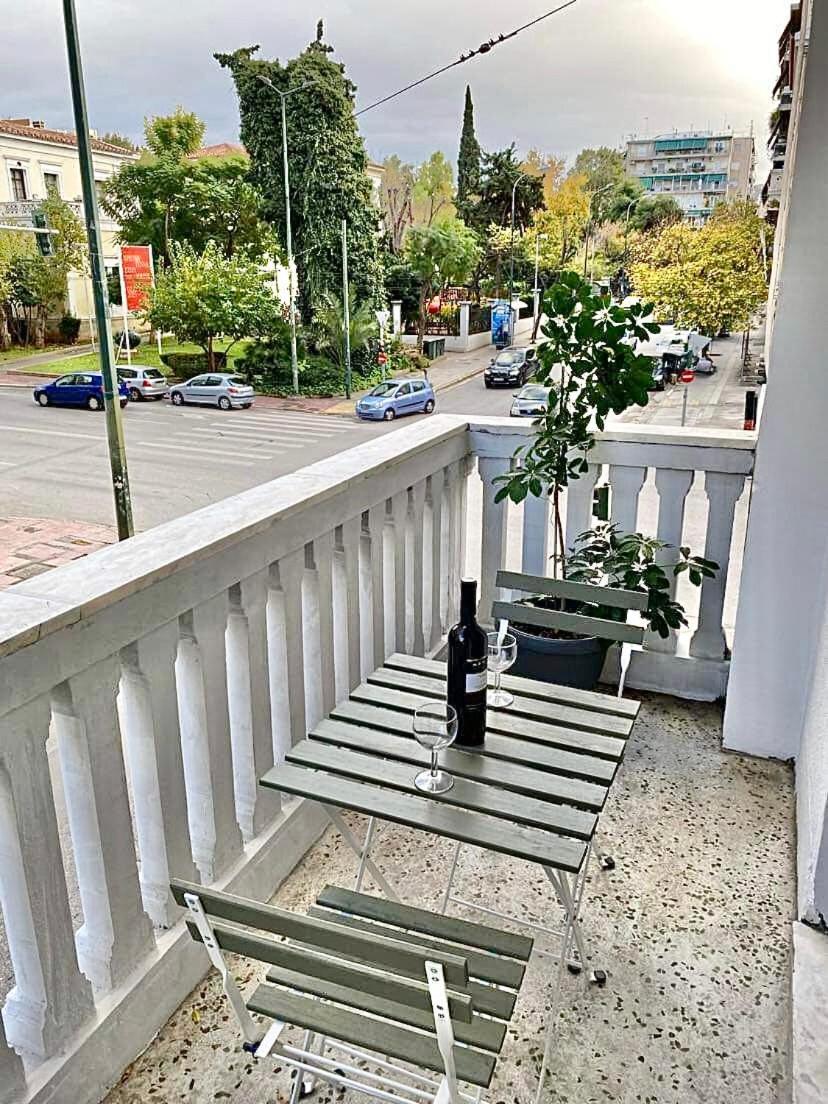 Comfortable Apartment In The City Center Athens Luaran gambar